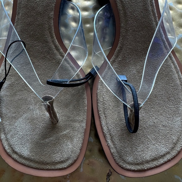 ZARA Heeled Vinyl Sandals New with Tags - US 6  ✨ - Picture 7 of 12